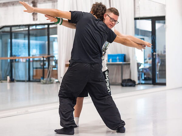 A Land And Us Danstheater Lien en Conny Janssen Danst Foto Pien Düthmann home (1)