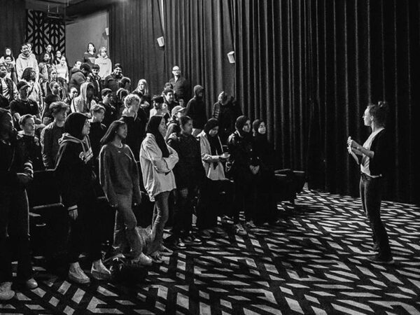 Eva geeft les tijdens het Imagine Fantastic Film Festival ©Dennis Bouman home (1)